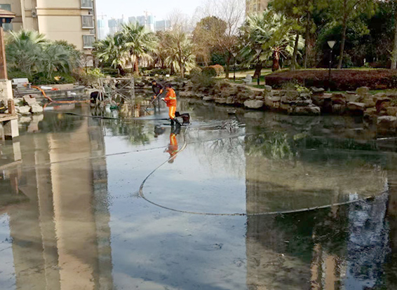 浮梁景观池淤泥清理